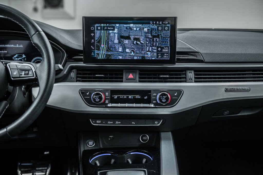 Audi A4 Sedan PROGRESSIV, S-LINE COMPETITION PACKAGE 2023 à Laval, Québec - 30 - w1024h768px