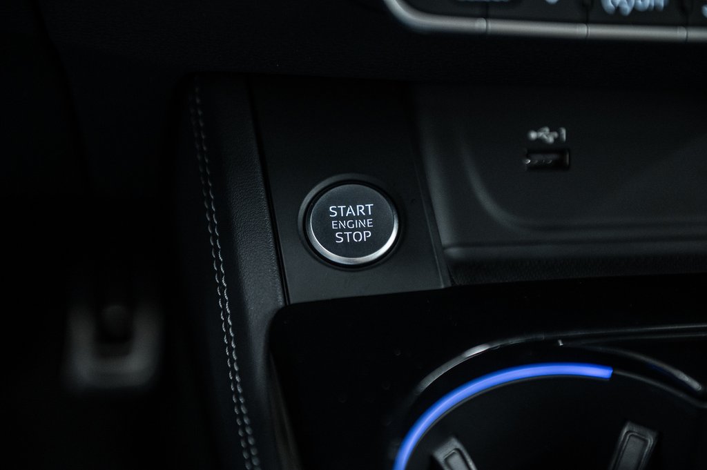 Audi A4 Sedan PROGRESSIV, S-LINE COMPETITION PACKAGE 2023 à Laval, Québec - 26 - w1024h768px