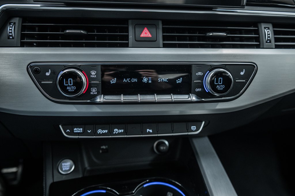 Audi A4 Sedan PROGRESSIV, S-LINE COMPETITION PACKAGE 2023 à Laval, Québec - 22 - w1024h768px