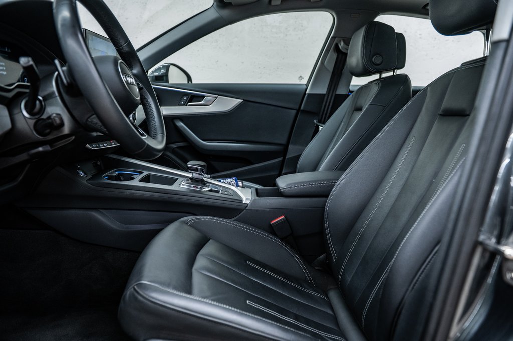 Audi A4 PROGRESSIV QUATTRO 2023 à Laval, Québec - 14 - w1024h768px