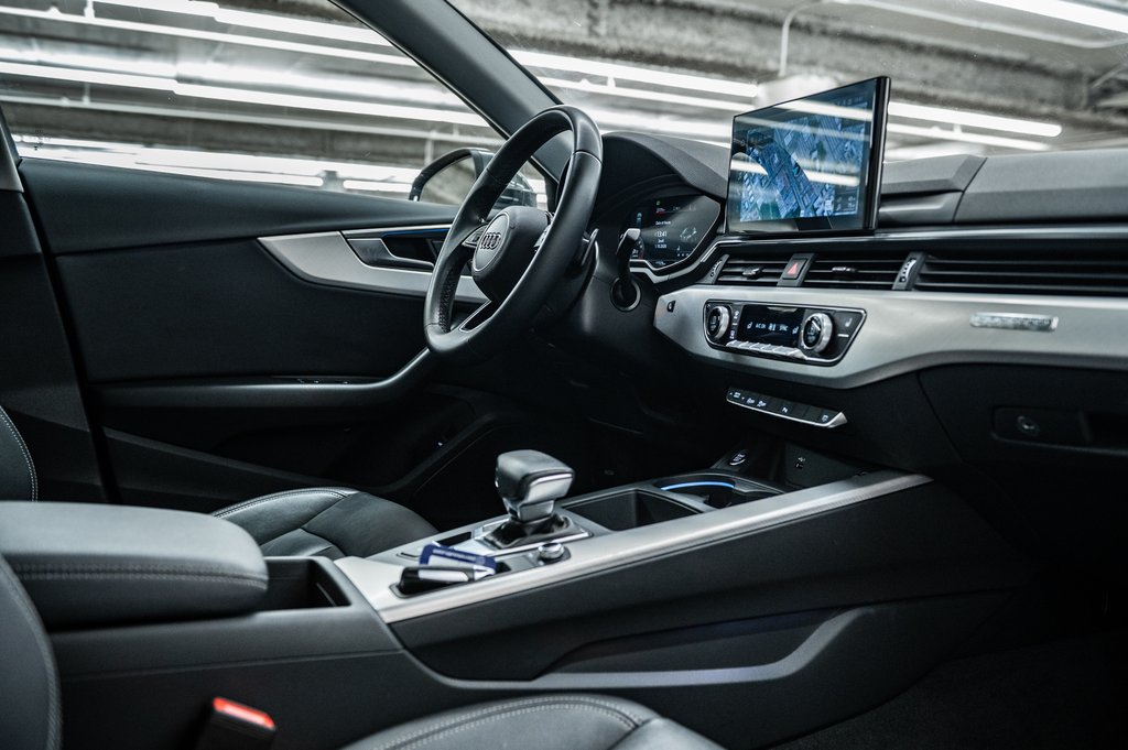 Audi A4 PROGRESSIV QUATTRO 2023 à Laval, Québec - 32 - w1024h768px
