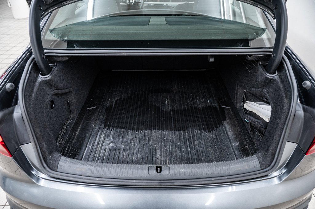 Audi A4 PROGRESSIV QUATTRO 2023 à Laval, Québec - 12 - w1024h768px