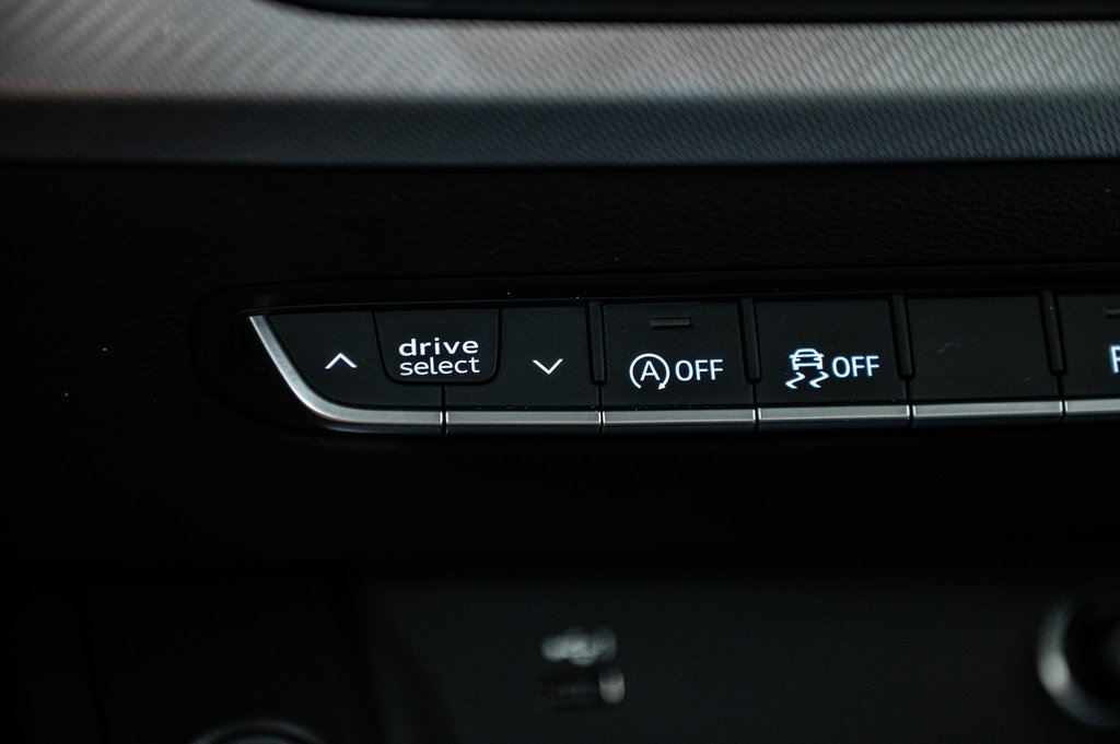 Audi A4 PROGRESSIV QUATTRO 2023 à Laval, Québec - 25 - w1024h768px