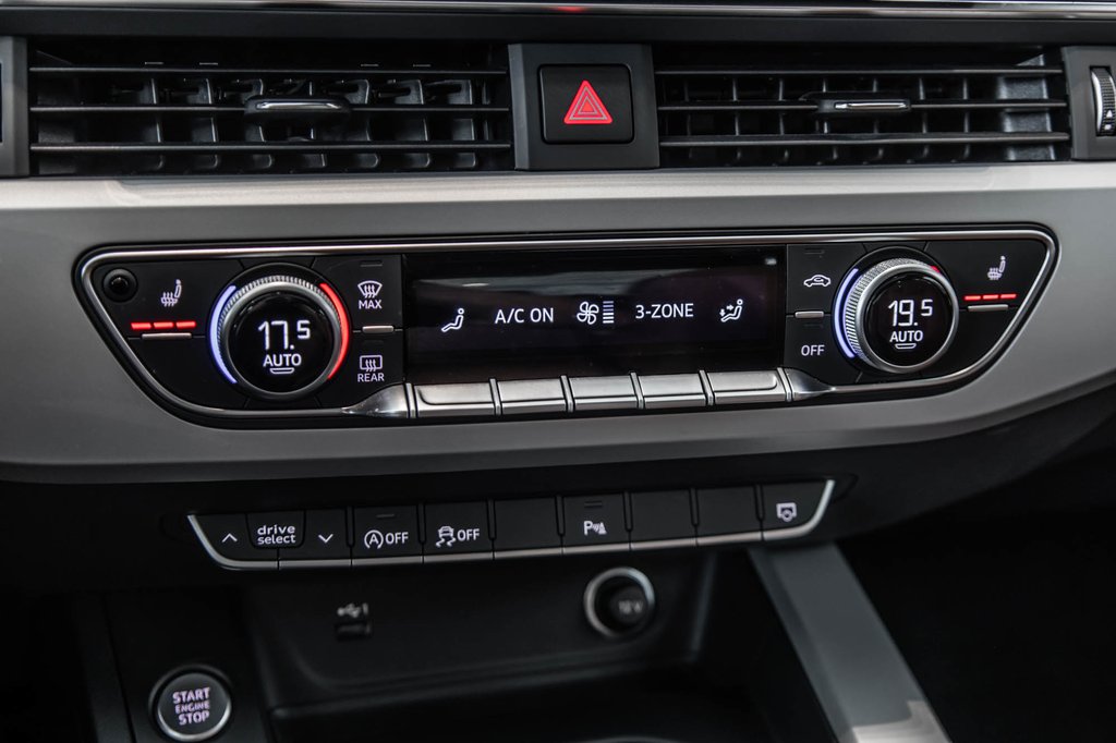 2024 Audi A4 Sedan KOMFORT 45 TFSI QUATTRO in Laval, Quebec - 24 - w1024h768px