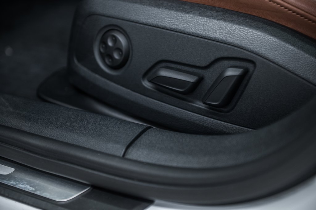 Audi A4 Sedan KOMFORT QUATTRO 45 TFSI 2024 à Laval, Québec - 14 - w1024h768px