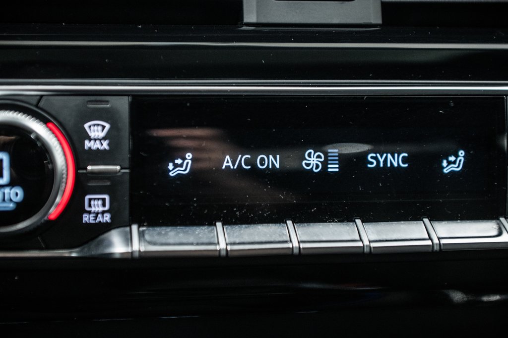 2024 Audi A4 Sedan KOMFORT VORSPRUNG EDITION in Laval, Quebec - 22 - w1024h768px