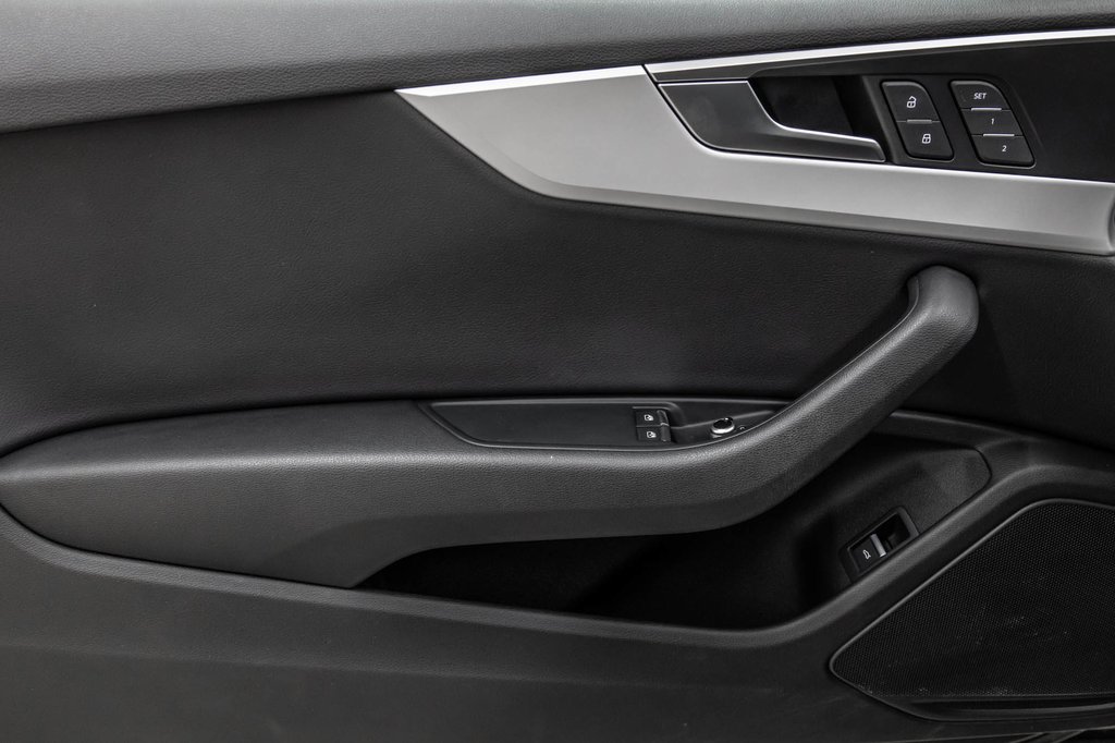 Audi A5 Coupe KOMFORT ENSEMBLE COMMODITÉ 2019 à Laval, Québec - 12 - w1024h768px