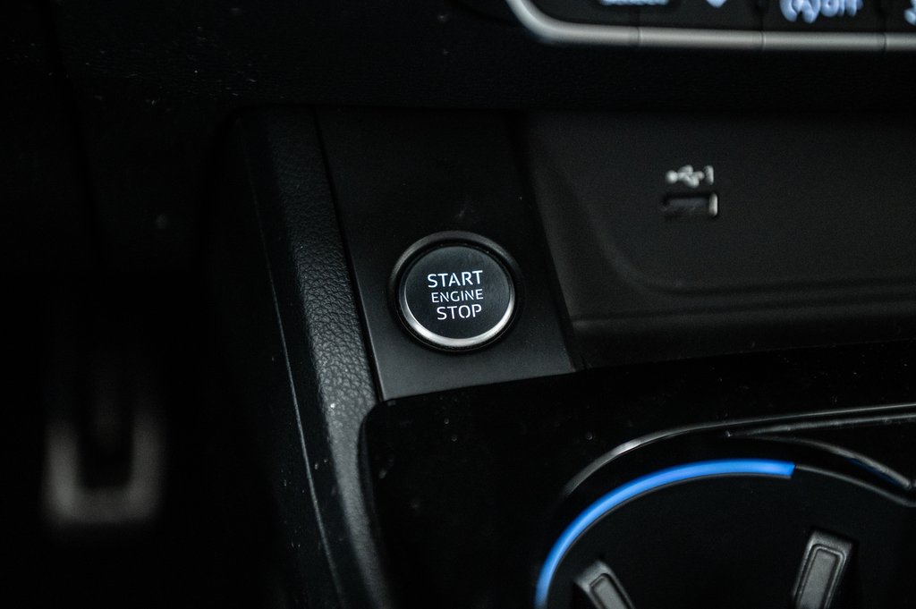 2022 Audi A5 Coupe TECHNIK S-LINE BLACK PACKAGE, 20PCS in Laval, Quebec - 27 - w1024h768px