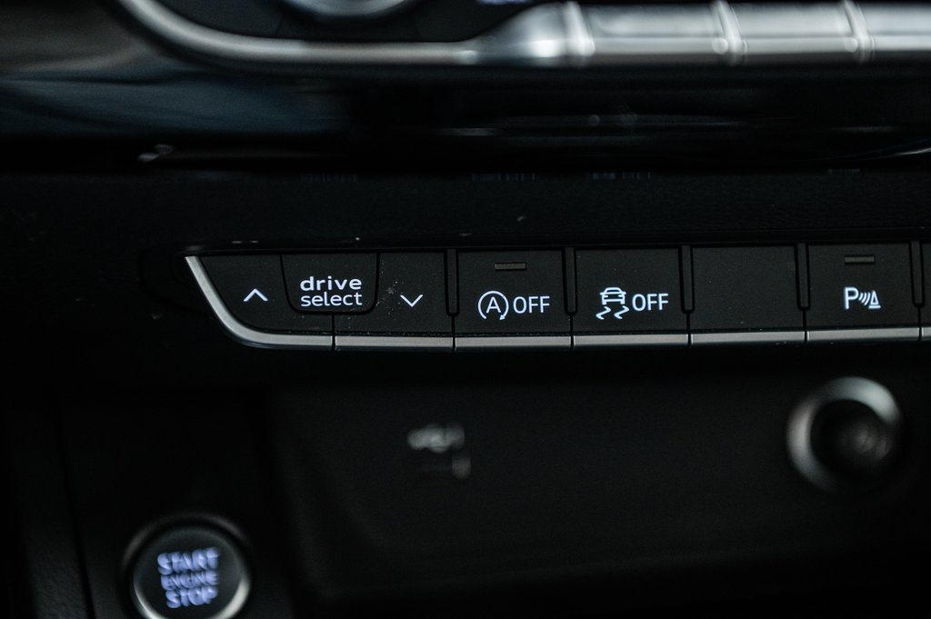 2022 Audi A5 Coupe TECHNIK S-LINE BLACK PACKAGE, 20PCS in Laval, Quebec - 26 - w1024h768px