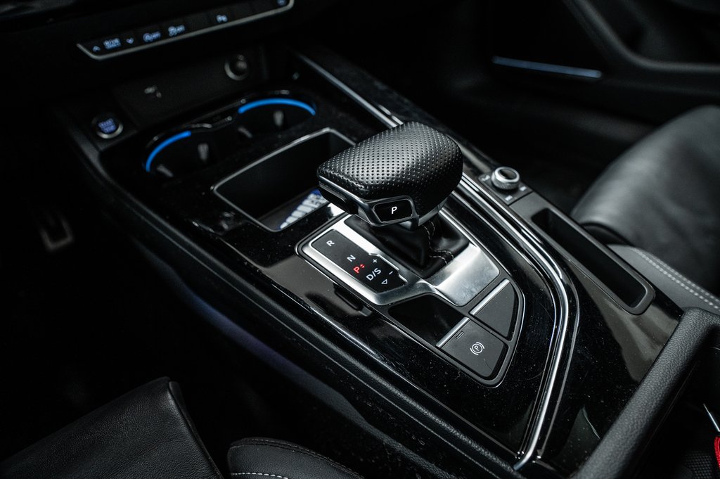 2022 Audi A5 Coupe TECHNIK S-LINE BLACK PACKAGE, 20PCS in Laval, Quebec - 28 - w1024h768px