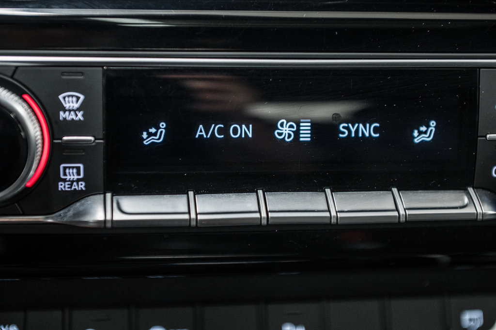 Audi A5 Sportback PROGRESSIV S-LINE BLACK OPTIC 19 PCS 2021 à Laval, Québec - 25 - w1024h768px
