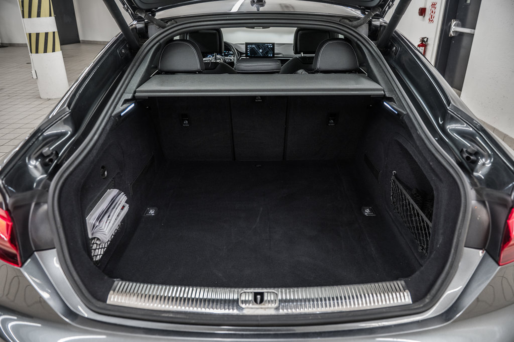 Audi A5 Sportback PROGRESSIV S-LINE BLACK OPTIC 19 PCS 2021 à Laval, Québec - 12 - w1024h768px