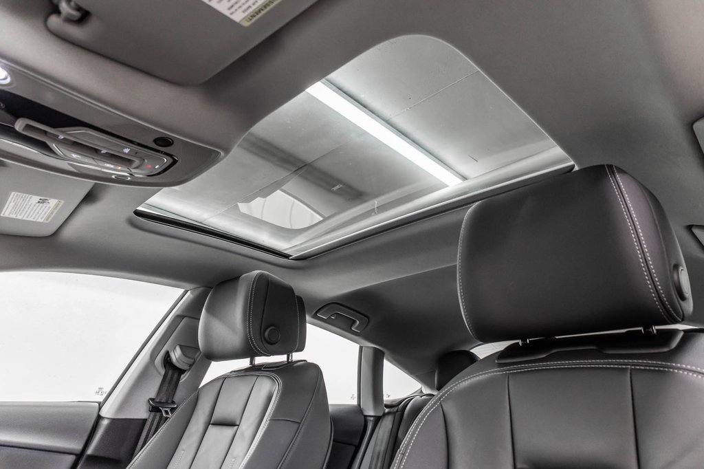 2021 Audi A5 Sportback KOMFORT ENSEMBLE COMMODITÉS 19 PCS in Laval, Quebec - 30 - w1024h768px