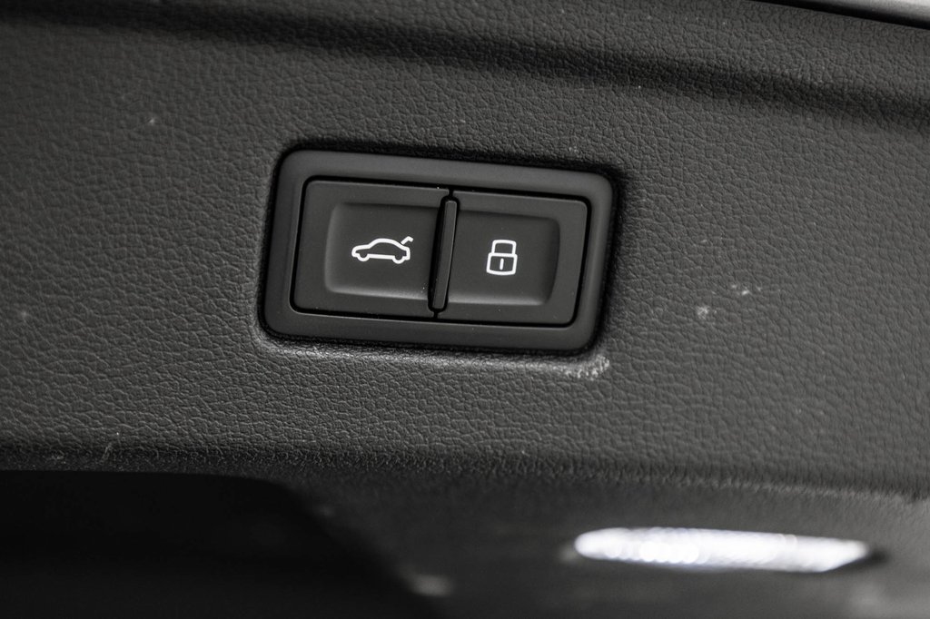 Audi A5 Sportback KOMFORT ENS COMMODITÉS 19 PCS 2021 à Laval, Québec - 12 - w1024h768px
