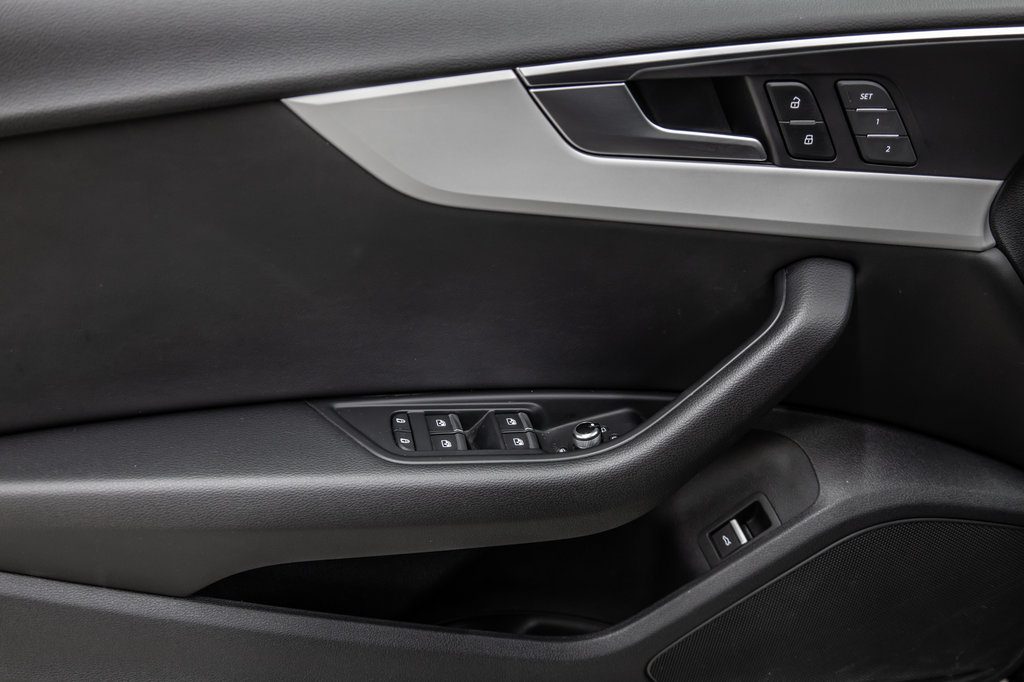 Audi A5 Sportback KOMFORT QUATTRO ENSEMBLE COMMODITÉS 2022 à Laval, Québec - 12 - w1024h768px