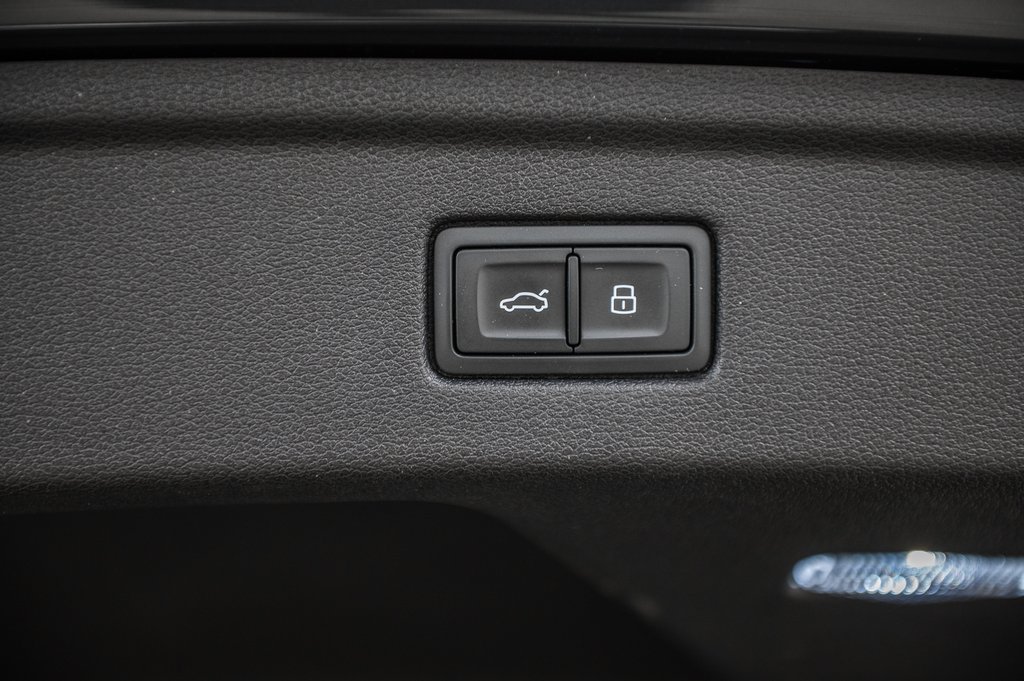 2022 Audi A5 Sportback KOMFORT ENSEMBLE COMMODITÉ 19 PCS in Laval, Quebec - 12 - w1024h768px