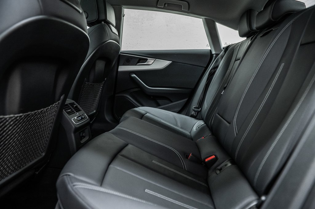 2022 Audi A5 Sportback KOMFORT ENSEMBLE COMMODITÉ 19 PCS in Laval, Quebec - 27 - w1024h768px