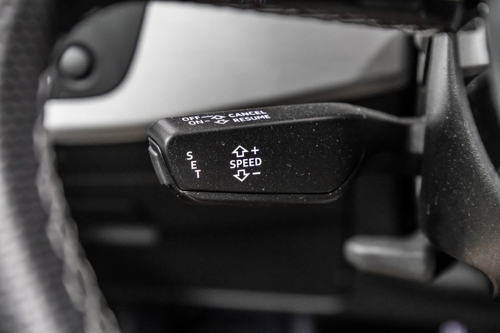 Audi A5 Sportback PROGRESSIV S-LINE BLACK PKG 20 PCS 2023 à Laval, Québec - 23 - w1024h768px