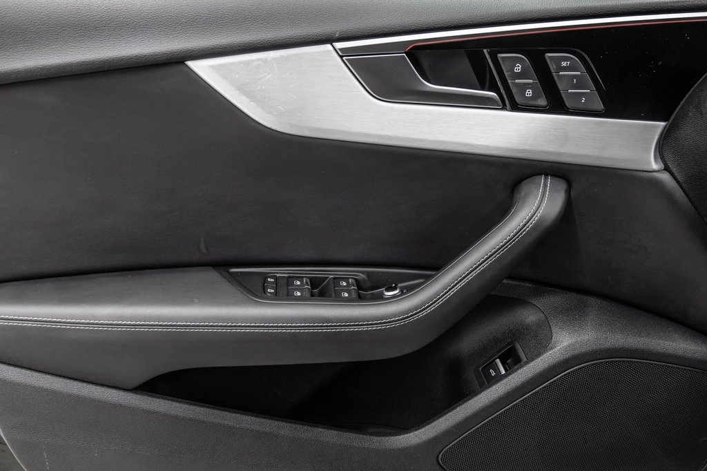 Audi A5 Sportback PROGRESSIV S-LINE BLACK PKG 20 PCS 2023 à Laval, Québec - 13 - w1024h768px
