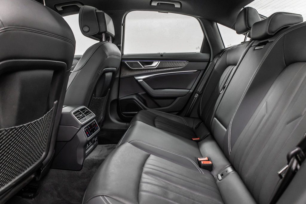 2022 Audi A6 Sedan V6 55TFSI  TECHNIK, S-LINE BLACK OPTICS, 21PCS in Laval, Quebec - 34 - w1024h768px