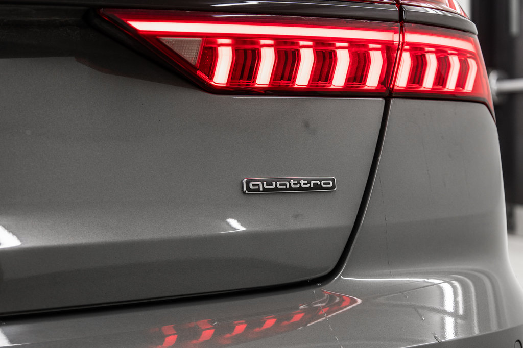 2022 Audi A6 Sedan V6 55TFSI  TECHNIK, S-LINE BLACK OPTICS, 21PCS in Laval, Quebec - 10 - w1024h768px