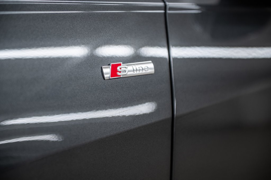 2022 Audi A6 Sedan PROGRESSIV S-LINE BLACK OPTIC COMMODITE in Laval, Quebec - 7 - w1024h768px