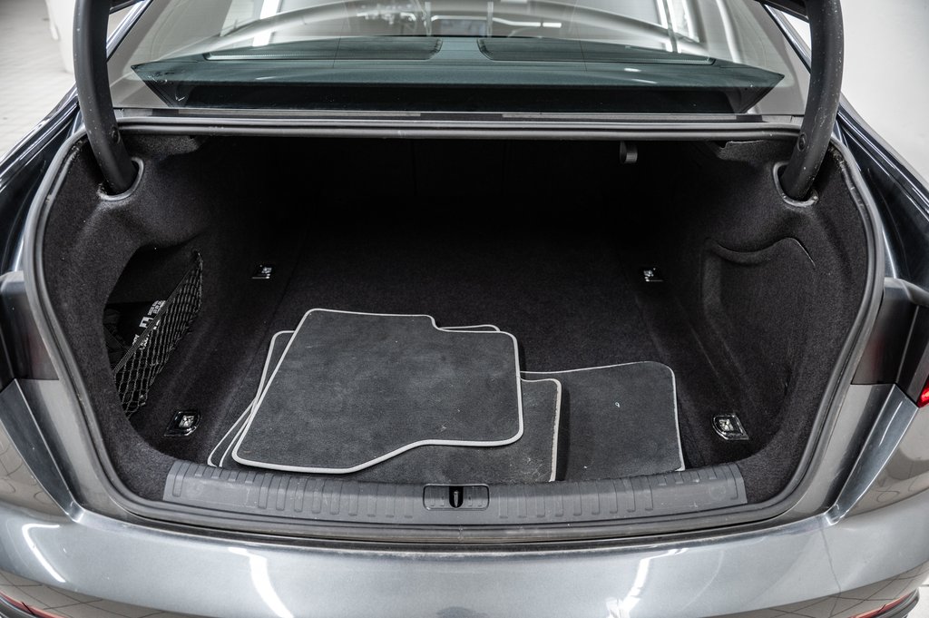 2022 Audi A6 Sedan PROGRESSIV S-LINE BLACK OPTIC COMMODITE in Laval, Quebec - 12 - w1024h768px