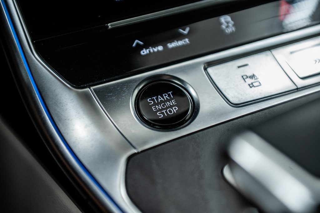 Audi A6 Technik 55 QUATTRO CUIR NAV TOIT BAS KM 2024 à Laval, Québec - 27 - w1024h768px