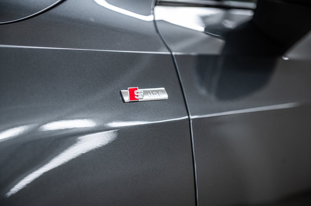 Audi A7 Sportback TECHNIK S-LINE BLACK OPTIC DYNAMIC PKG 2025 à Laval, Québec - 7 - w1024h768px