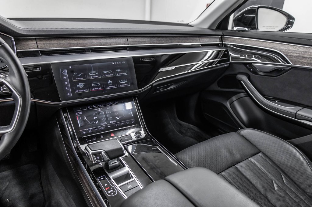 2023 Audi A8 L 55 3.0TFSI | BLACK PACK | TOIT | 20PCS | BAS KM!! in Laval, Quebec - 24 - w1024h768px