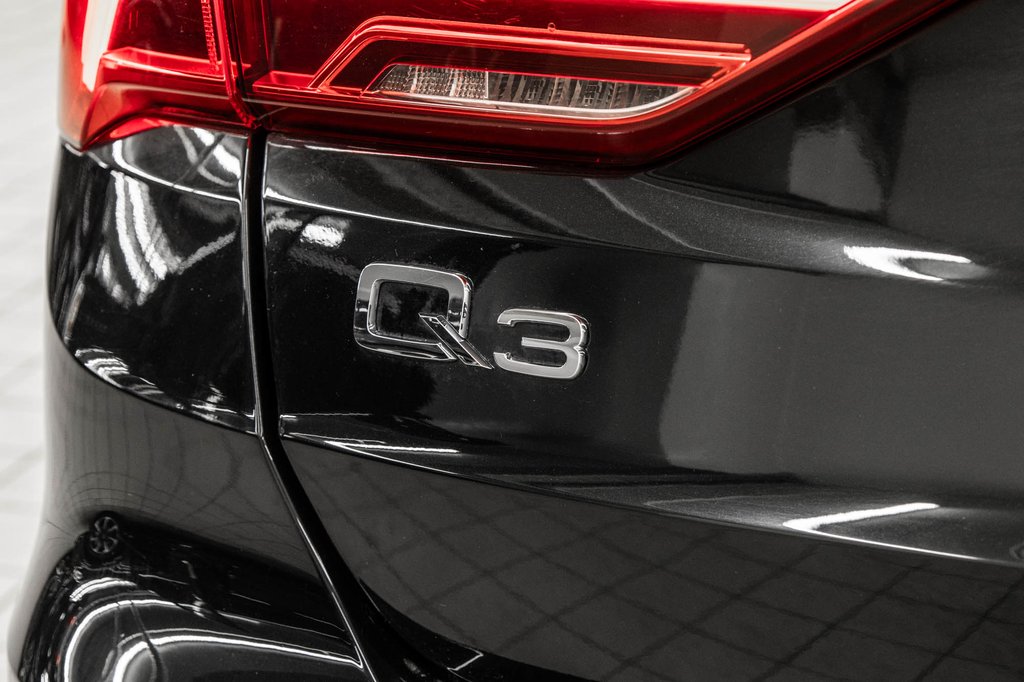 2019 Audi Q3 PROGRESSIV QUATTRO 19 PCS in Laval, Quebec - 9 - w1024h768px