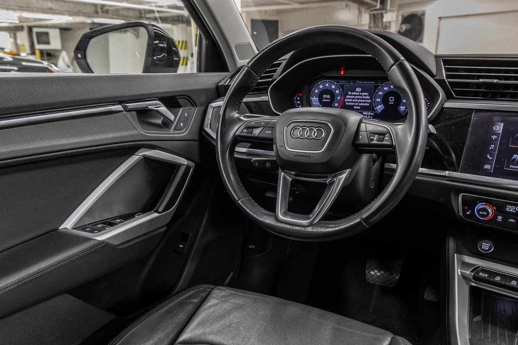 2019 Audi Q3 PROGRESSIV QUATTRO 19 PCS in Laval, Quebec - 30 - w1024h768px
