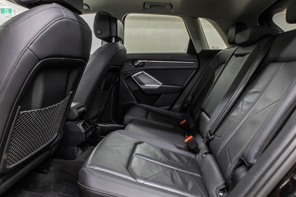 2019 Audi Q3 PROGRESSIV QUATTRO 19 PCS in Laval, Quebec - 28 - w1024h768px
