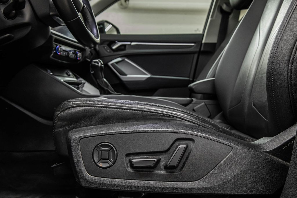 2019 Audi Q3 PROGRESSIV QUATTRO 19 PCS in Laval, Quebec - 14 - w1024h768px