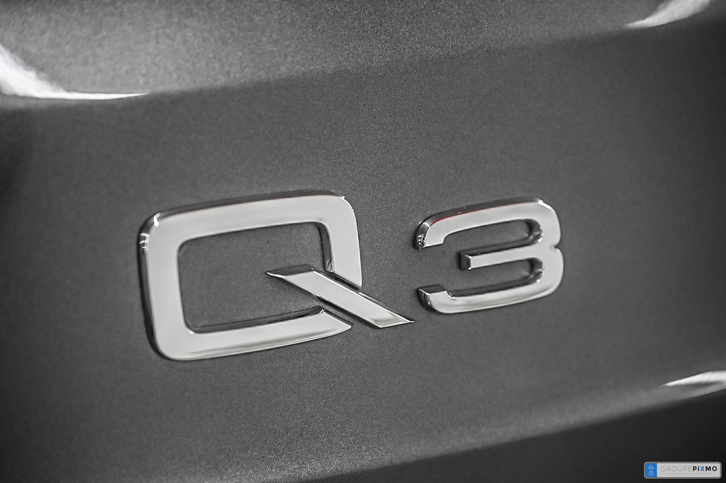 Audi Q3 TECHNIK S-LINE BLACK OPTIC 2020 à Laval, Québec - 7 - w1024h768px