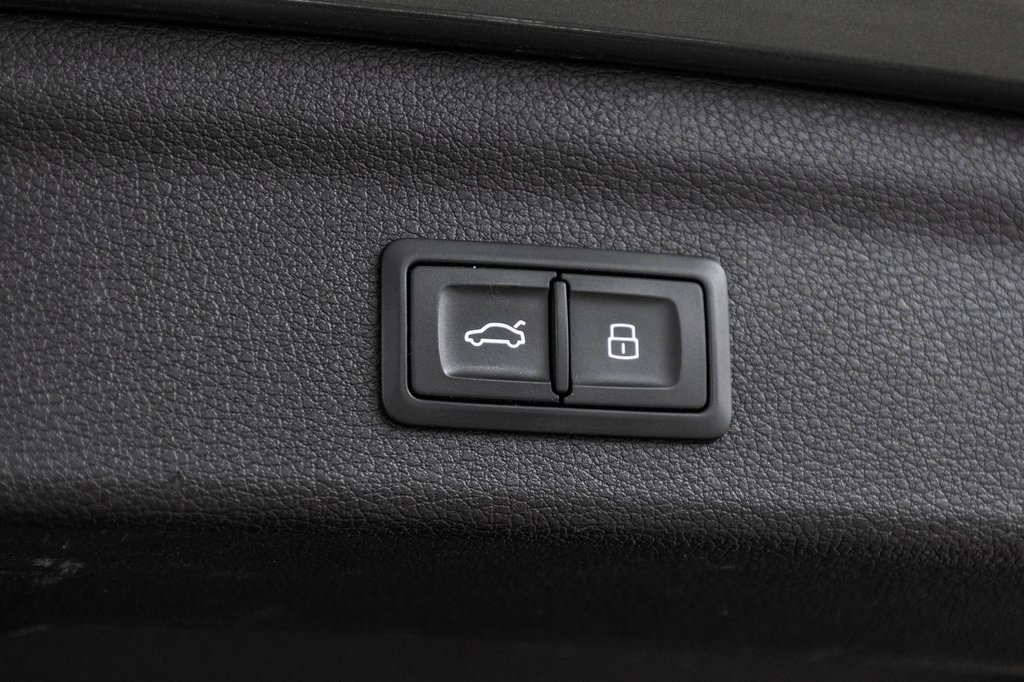 Audi Q3 PROGREESIV S-LINE 2020 à Laval, Québec - 12 - w1024h768px