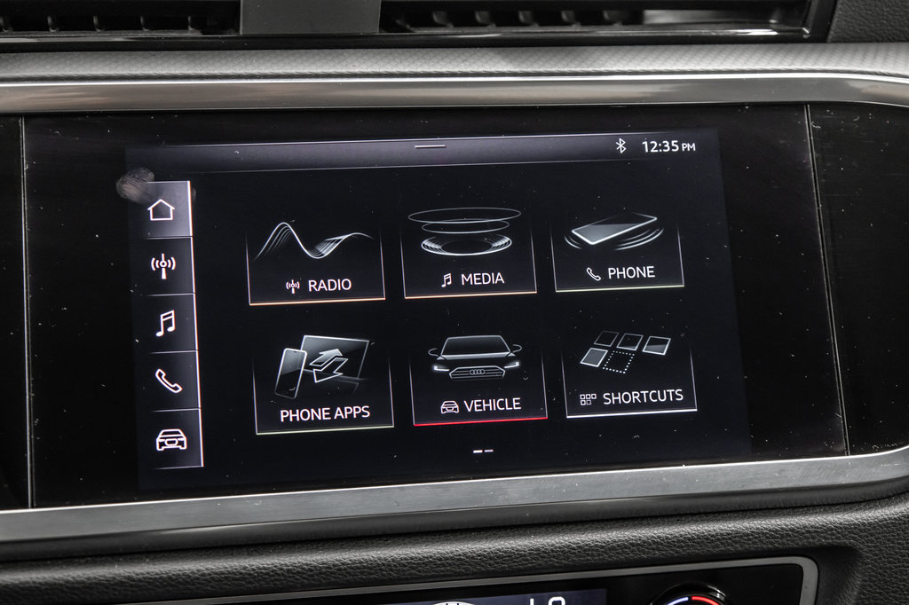 2021 Audi Q3 KOMFORT QUATTRO 45 TFSI in Laval, Quebec - 22 - w1024h768px