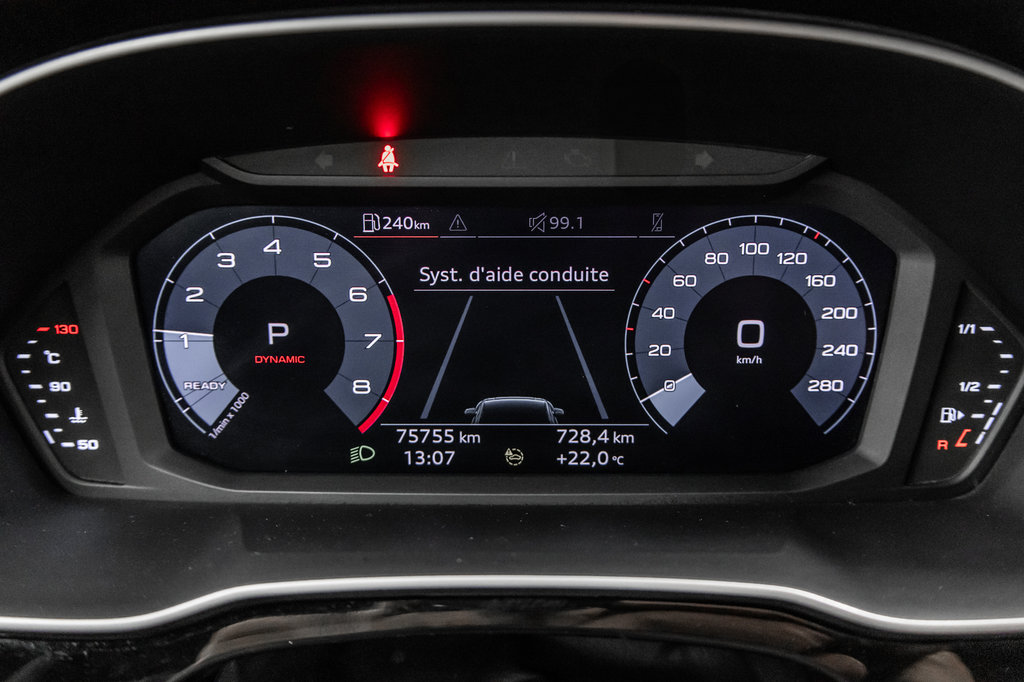 Audi Q3 40TFSI KOMFORT VORSPRUNG EDITION 2021 à Laval, Québec - 17 - w1024h768px