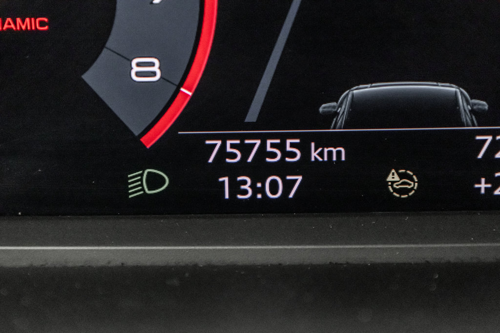 Audi Q3 40TFSI KOMFORT VORSPRUNG EDITION 2021 à Laval, Québec - 18 - w1024h768px