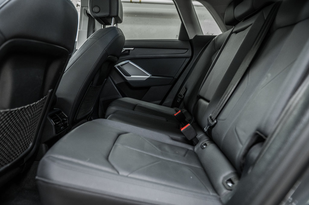 Audi Q3 40TFSI KOMFORT CONVENIENCE 2021 à Laval, Québec - 24 - w1024h768px