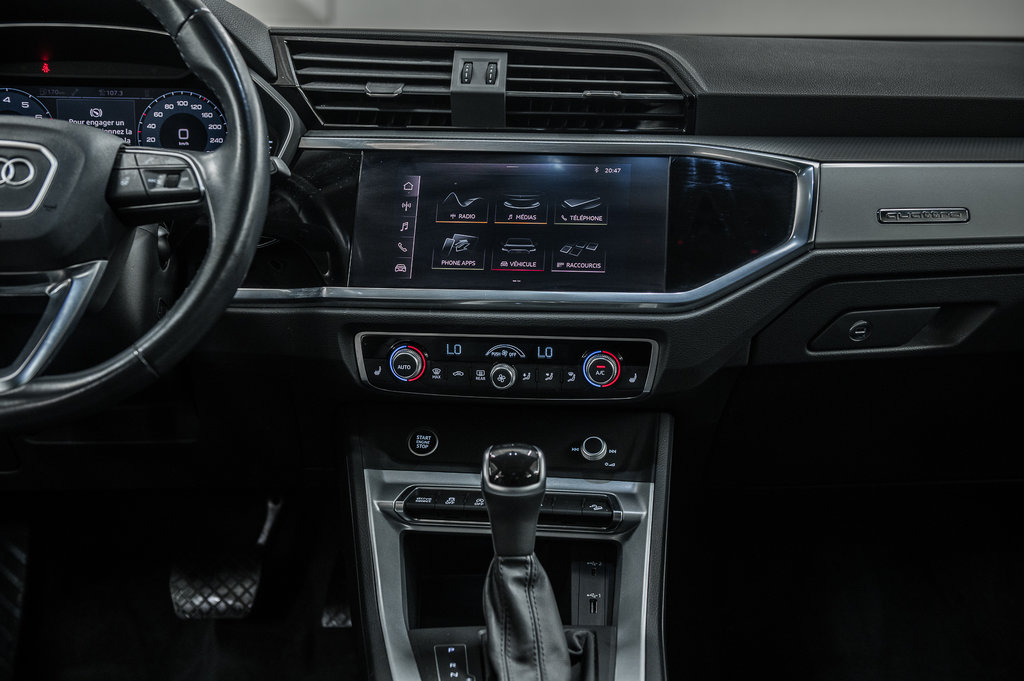 Audi Q3 40TFSI KOMFORT CONVENIENCE 2021 à Laval, Québec - 27 - w1024h768px