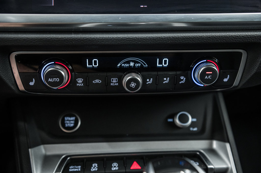 Audi Q3 40TFSI KOMFORT CONVENIENCE 2021 à Laval, Québec - 19 - w1024h768px