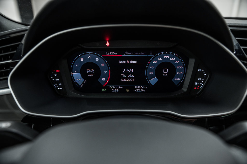 2021 Audi Q3 PROGRESSIV 45 TFSI QUATTRO PHONE BOX in Laval, Quebec - 19 - w1024h768px