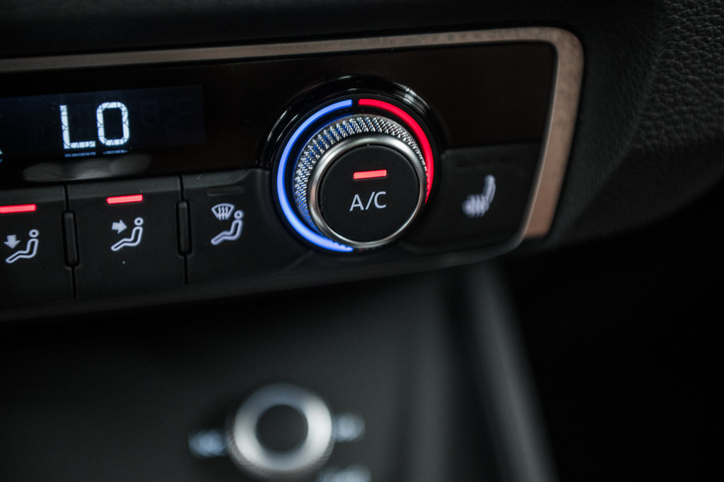 2021 Audi Q3 PROGRESSIV 45 TFSI QUATTRO PHONE BOX in Laval, Quebec - 24 - w1024h768px