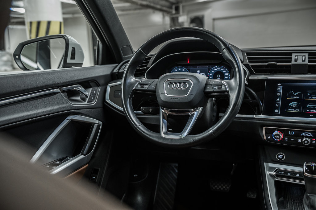 2021 Audi Q3 PROGRESSIV 45 TFSI QUATTRO PHONE BOX in Laval, Quebec - 29 - w1024h768px
