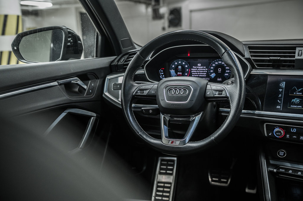 Audi Q3 PROGRESSIV S-LINE BLACK OPTIC 20 PCS 2021 à Laval, Québec - 29 - w1024h768px