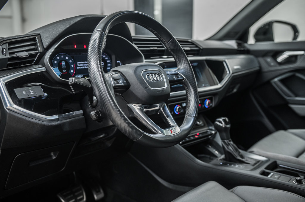 Audi Q3 PROGRESSIV S-LINE BLACK OPTIC 20 PCS 2021 à Laval, Québec - 17 - w1024h768px