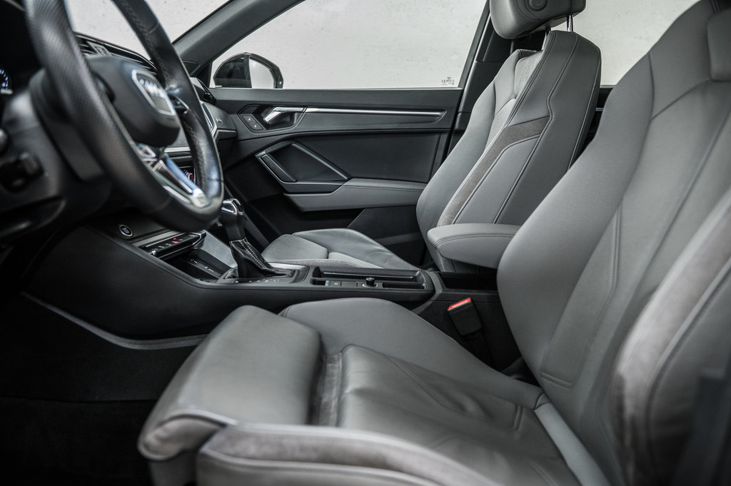 Audi Q3 PROGRESSIV S-LINE BLACK OPTIC 20 PCS 2021 à Laval, Québec - 15 - w1024h768px