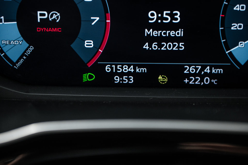 Audi Q3 PROGRESSIV S-LINE BLACK OPTIC 20 PCS 2021 à Laval, Québec - 20 - w1024h768px