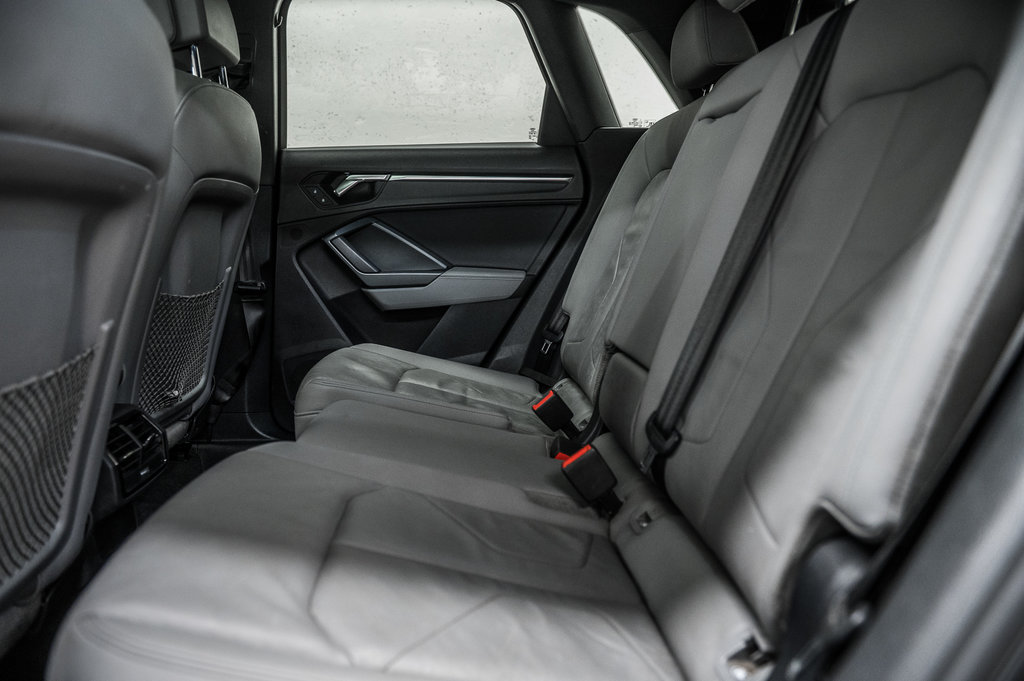 Audi Q3 PROGRESSIV S-LINE BLACK OPTIC 20 PCS 2021 à Laval, Québec - 27 - w1024h768px